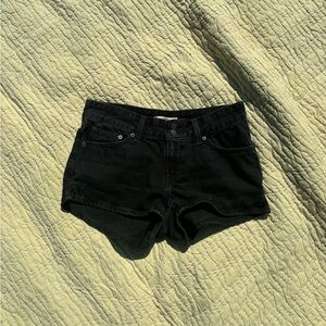 Levi SUPERLOW WOMEN'S SHORTS - size 28